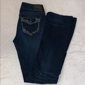 Dark wash super-stretch Suki Silvers